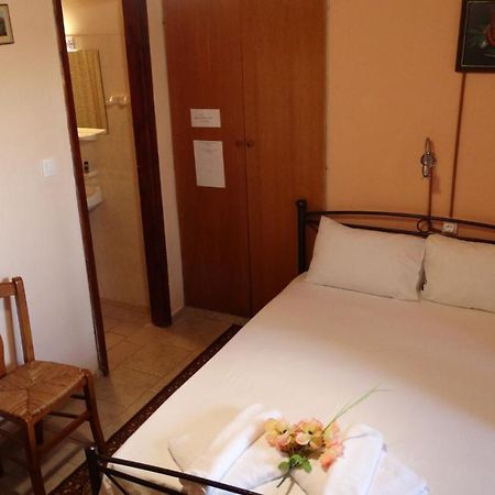 Akrotainaritis Rooms Еролимин Экстерьер фото